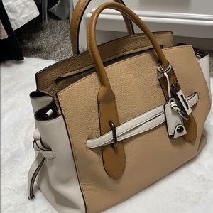 Coach pebble leather bag beechwood